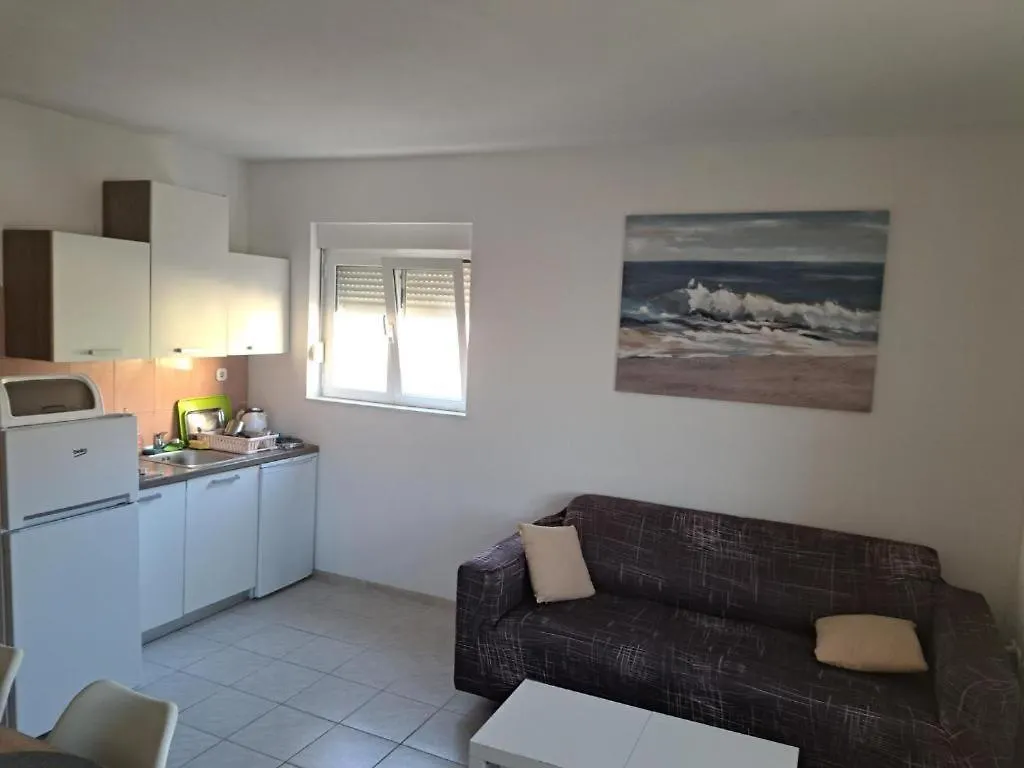 Appartamento Apartmani Arta 2 Drage
